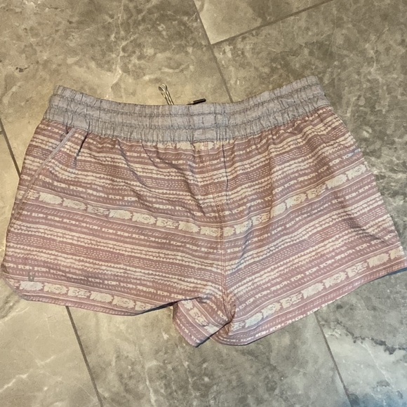 Vuori Shorts Nwot Vuori Lined Running Shorts With Zipper Pocket